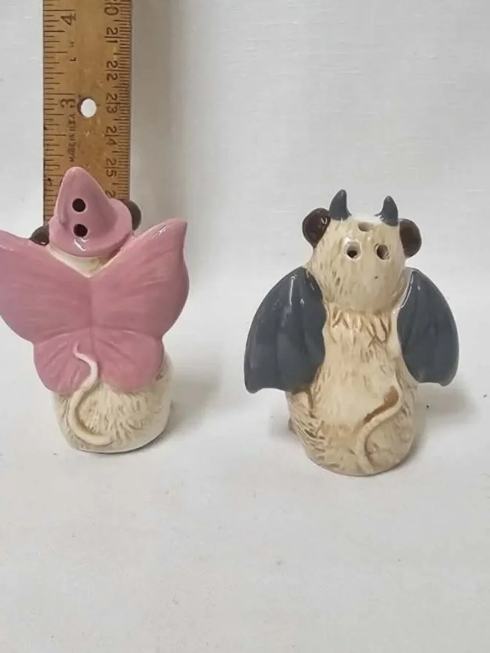 NWT - Cracker Barrel Possum Halloween Costume Salt Pepper Shaker Set Witch Bat
